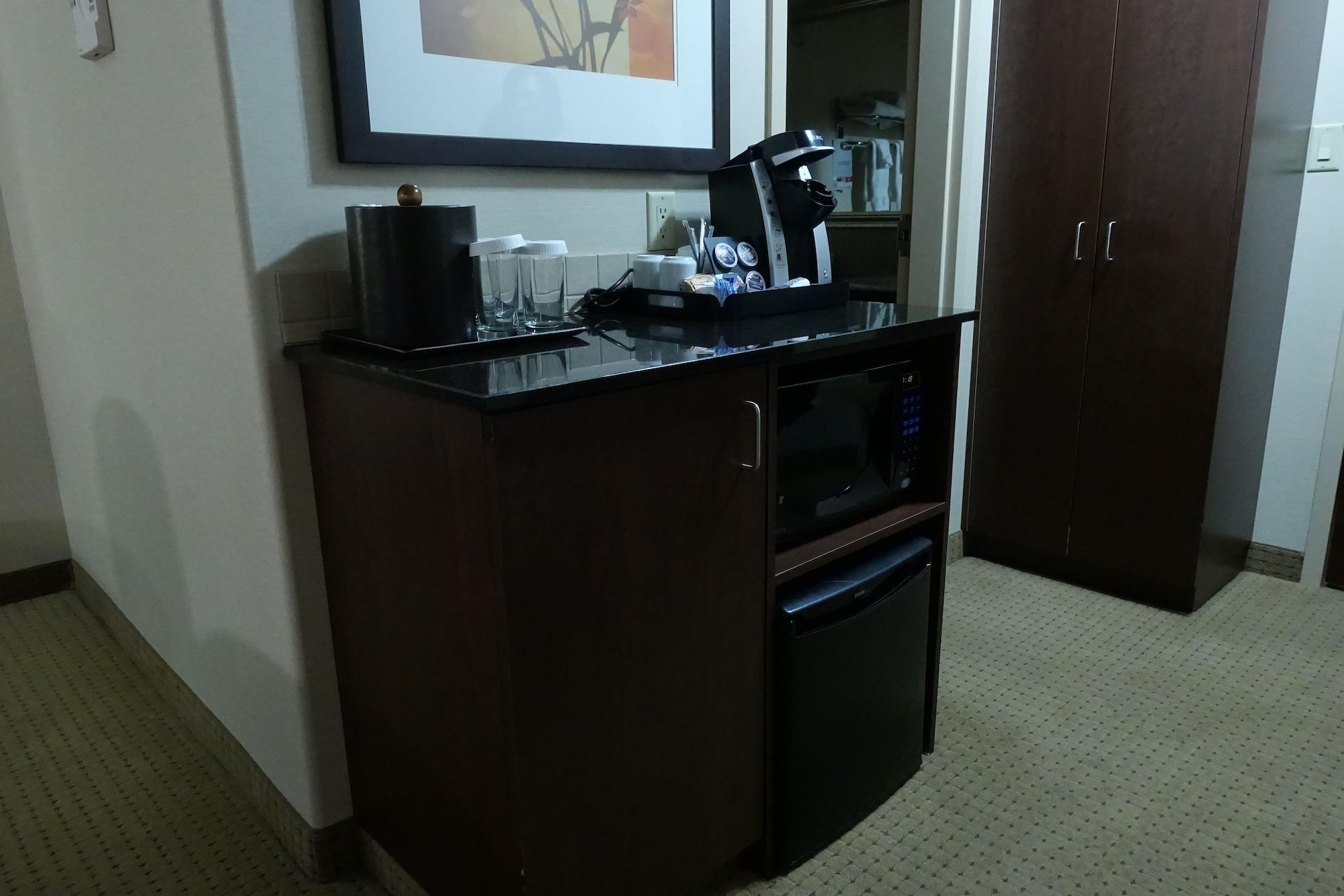 Ramada By Wyndham Weyburn Hotel Eksteriør billede