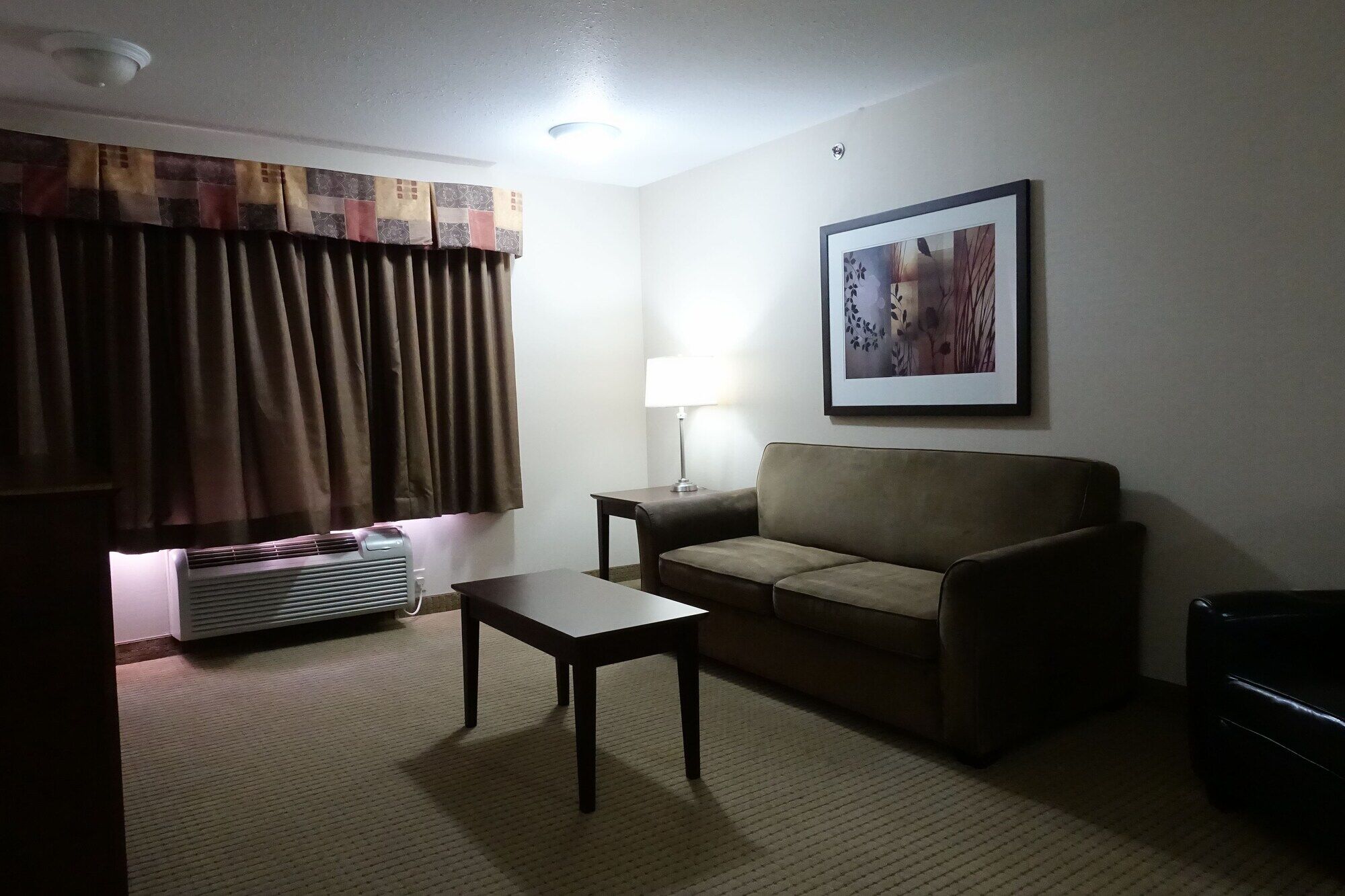 Ramada By Wyndham Weyburn Hotel Eksteriør billede