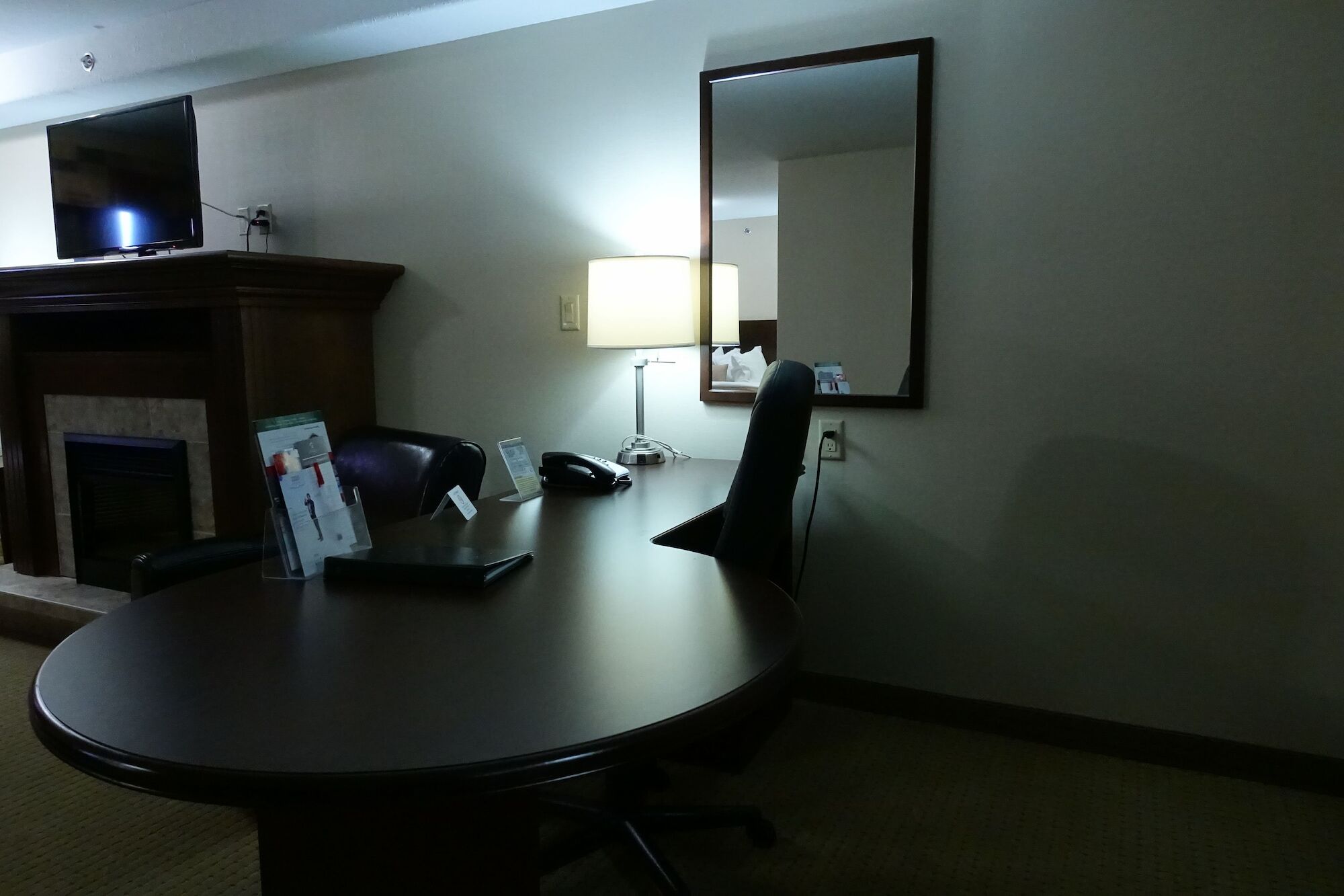 Ramada By Wyndham Weyburn Hotel Eksteriør billede